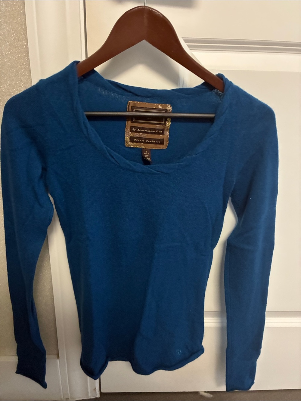 Abercrombie & Fitch cashmere  Long Sleeve Scoop Neck Top - Teal